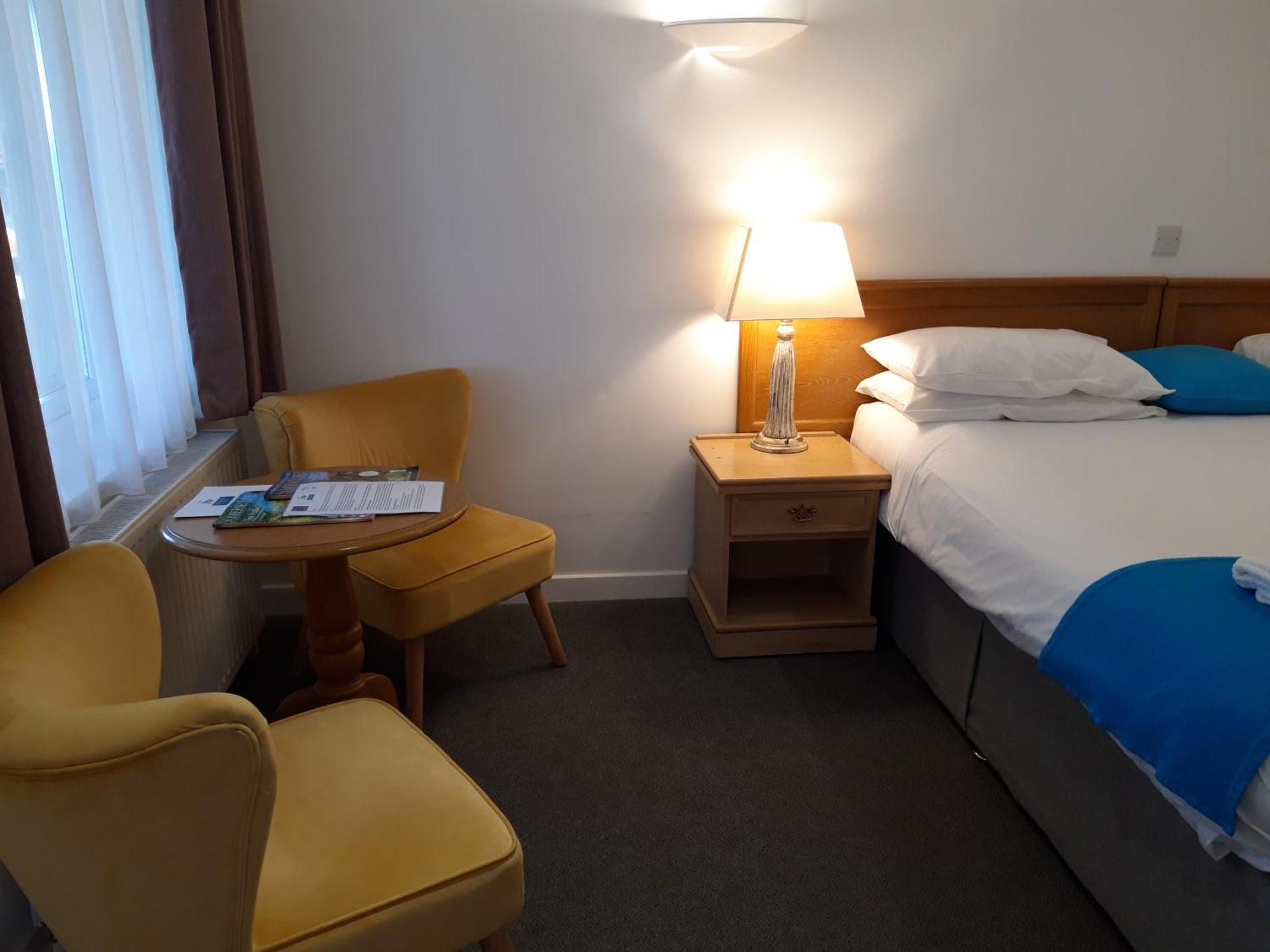 Hotel The Flying Fish Stables Ilminster Esterno foto