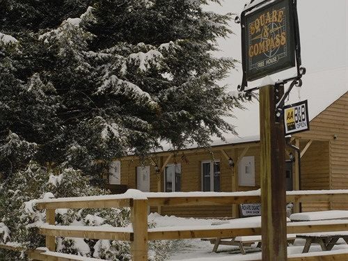Hotel The Flying Fish Stables Ilminster Esterno foto